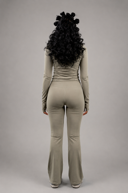 Sculpt Flare Legging - Matcha
